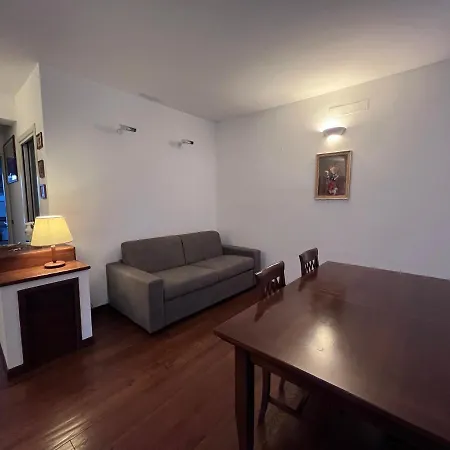 Lejlighed Attico Sul Di Lecco, A Due Passi Dal Centro Con Posto Auto